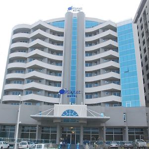 Planet Hotel